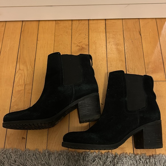 Sam Edelman Chelsea Booties - Size 9 - Picture 8 of 8